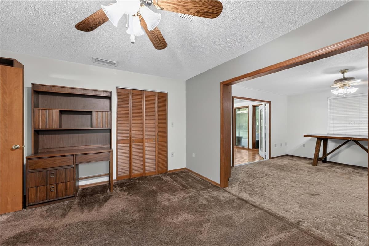 3385 WOODBERRY COURT — photo 17 of 49