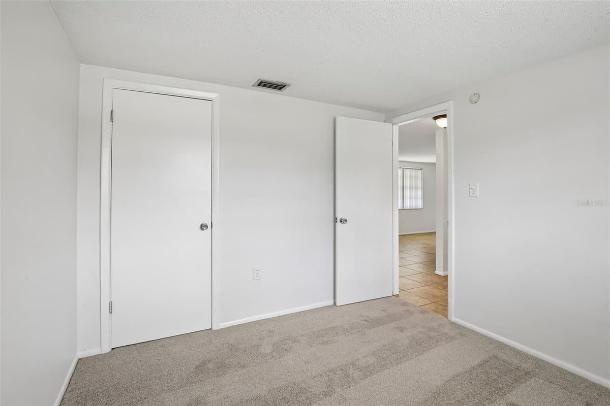 7821 SAGEBRUSH DRIVE — photo 20 of 22