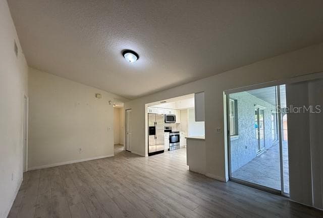 3098 BEACON DRIVE — photo 18 of 41