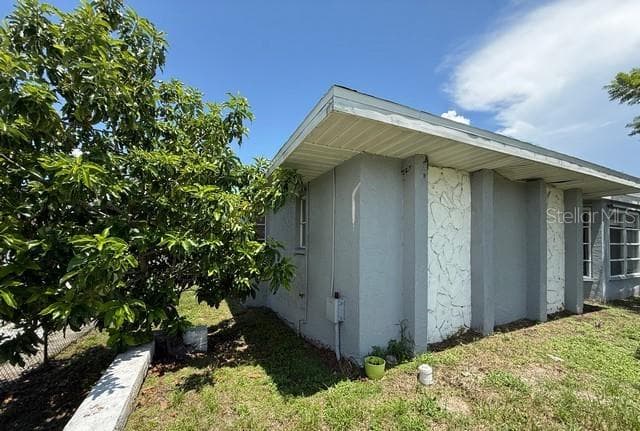 3098 BEACON DRIVE — photo 3 of 41