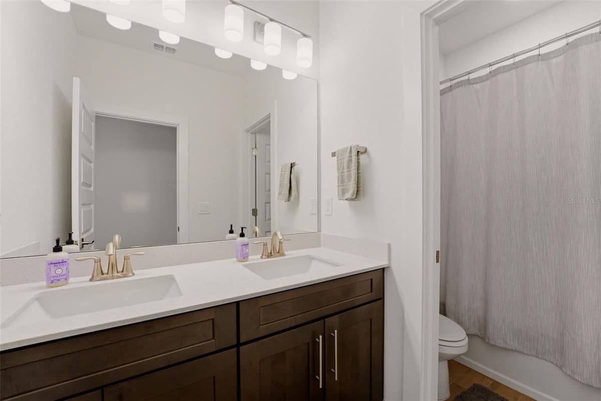 13705 FLAT WOODS TERRACE — photo 38 of 60