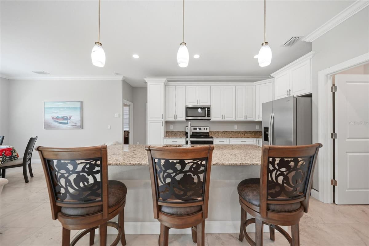 1182 YORKSHIRE STREET — photo 11 of 47