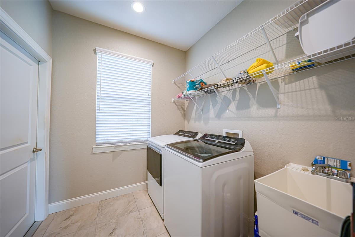 1182 YORKSHIRE STREET — photo 45 of 47