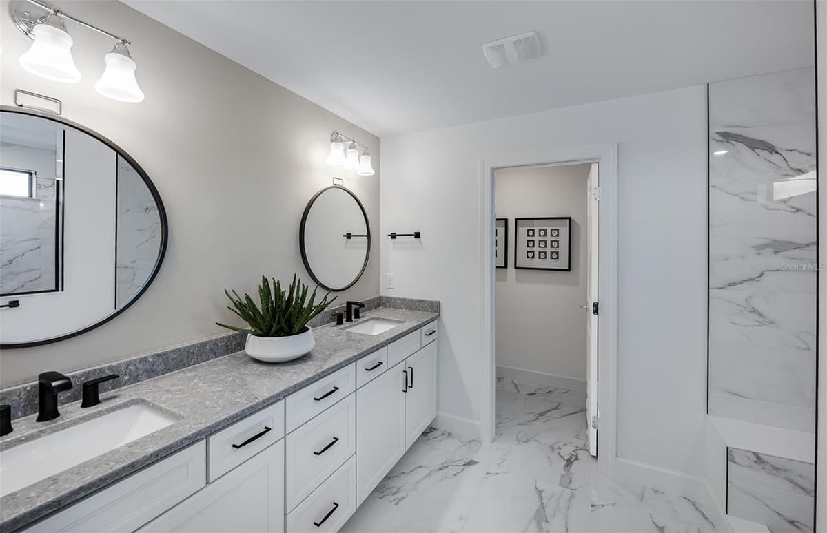 7457 SUMMER COURT — photo 10 of 25