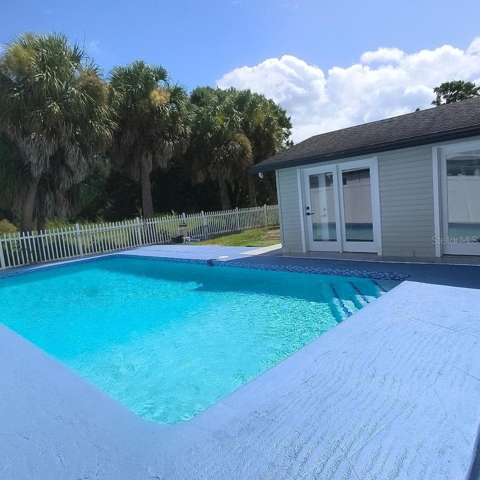 7019 FOUNTAIN AVENUE — photo 17 of 25