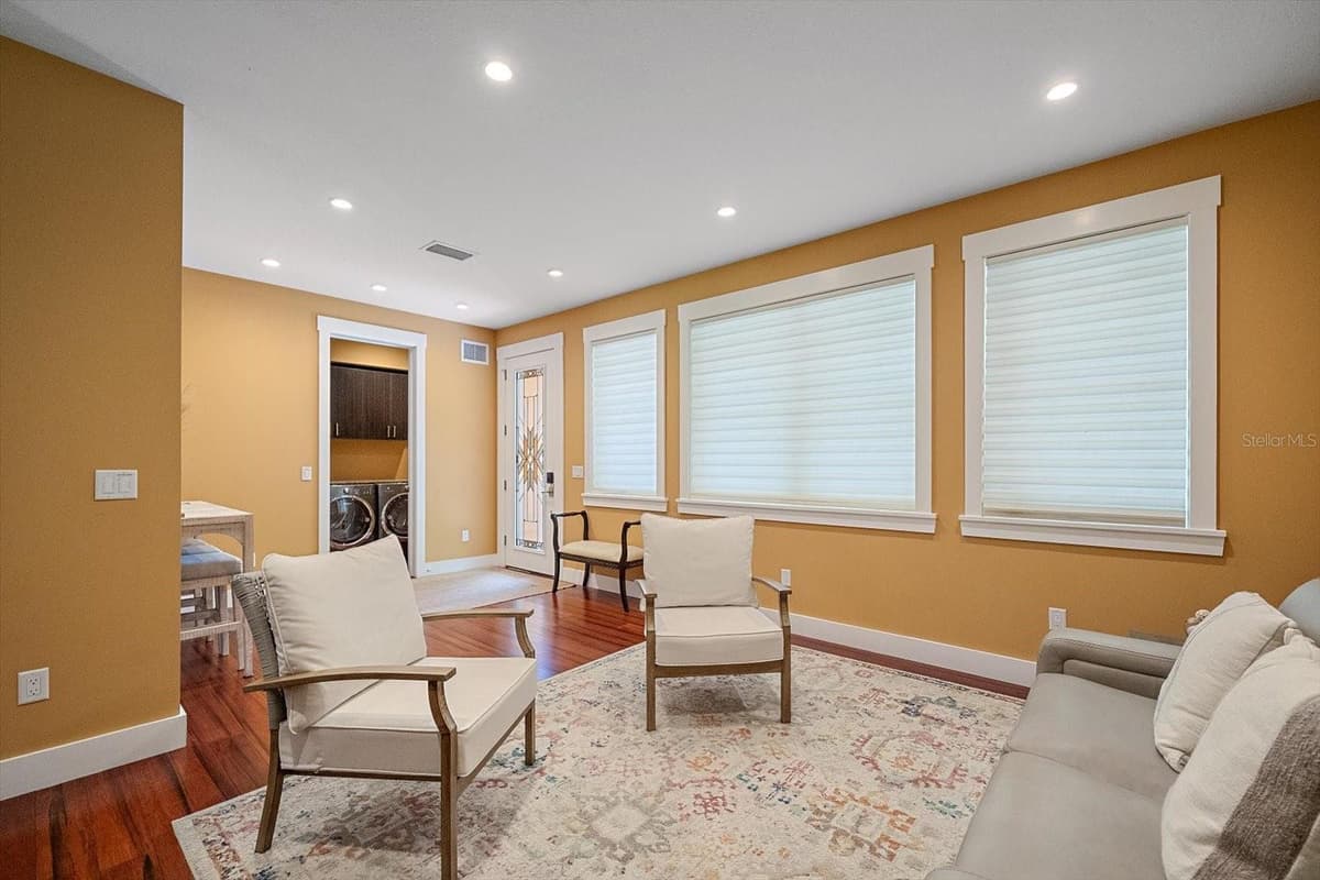 2395 HYDE PARK STREET — photo 11 of 44