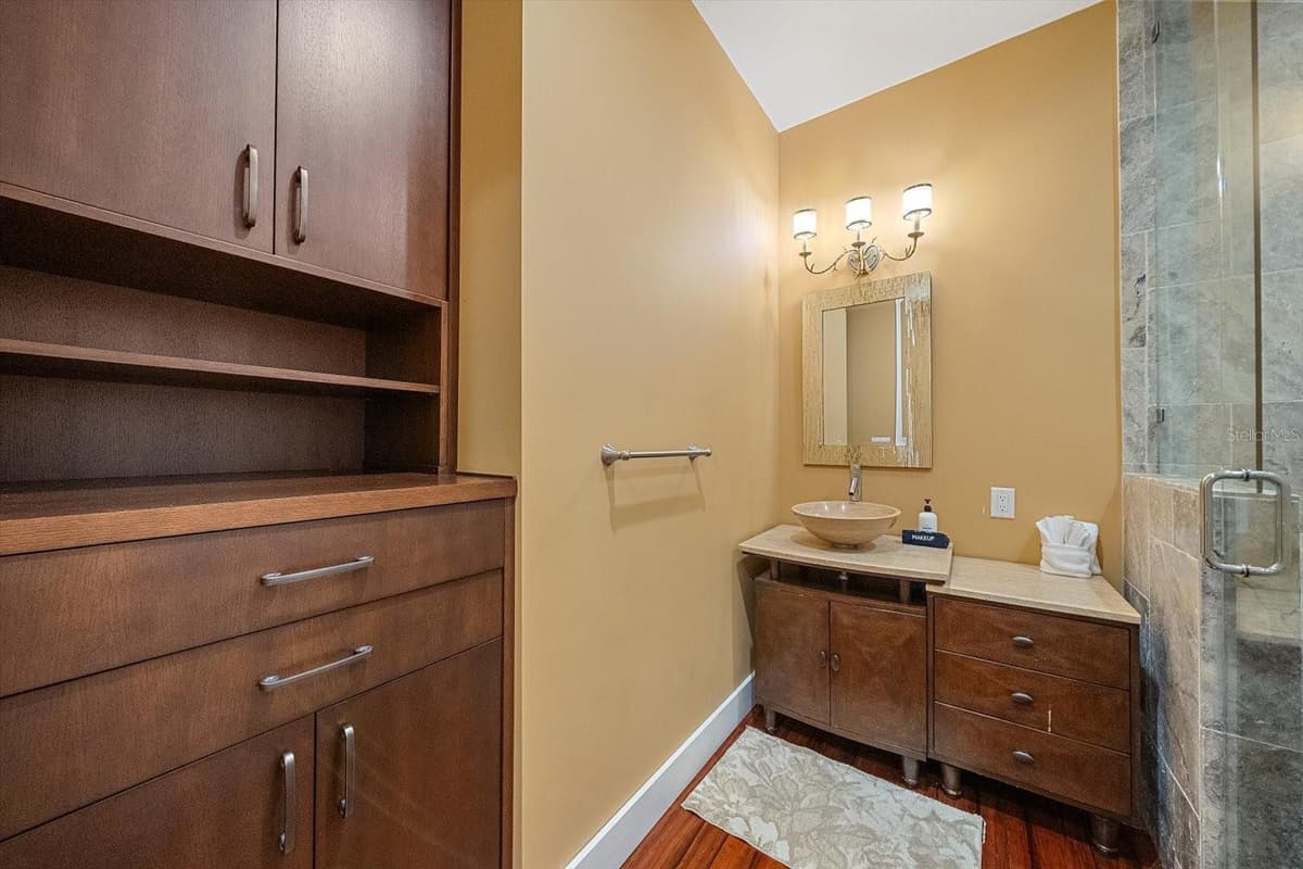 2395 HYDE PARK STREET — photo 30 of 44