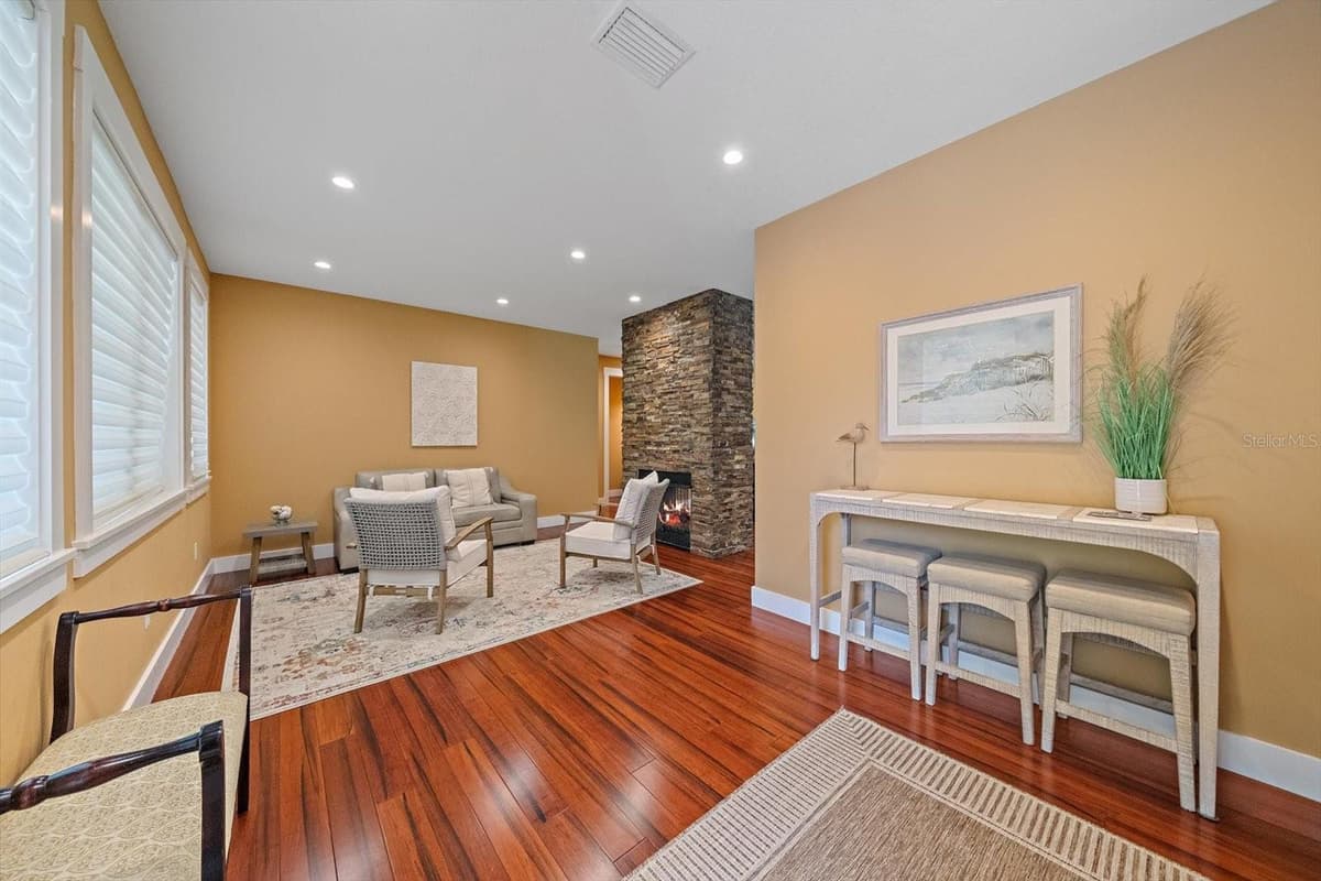2395 HYDE PARK STREET — photo 9 of 44