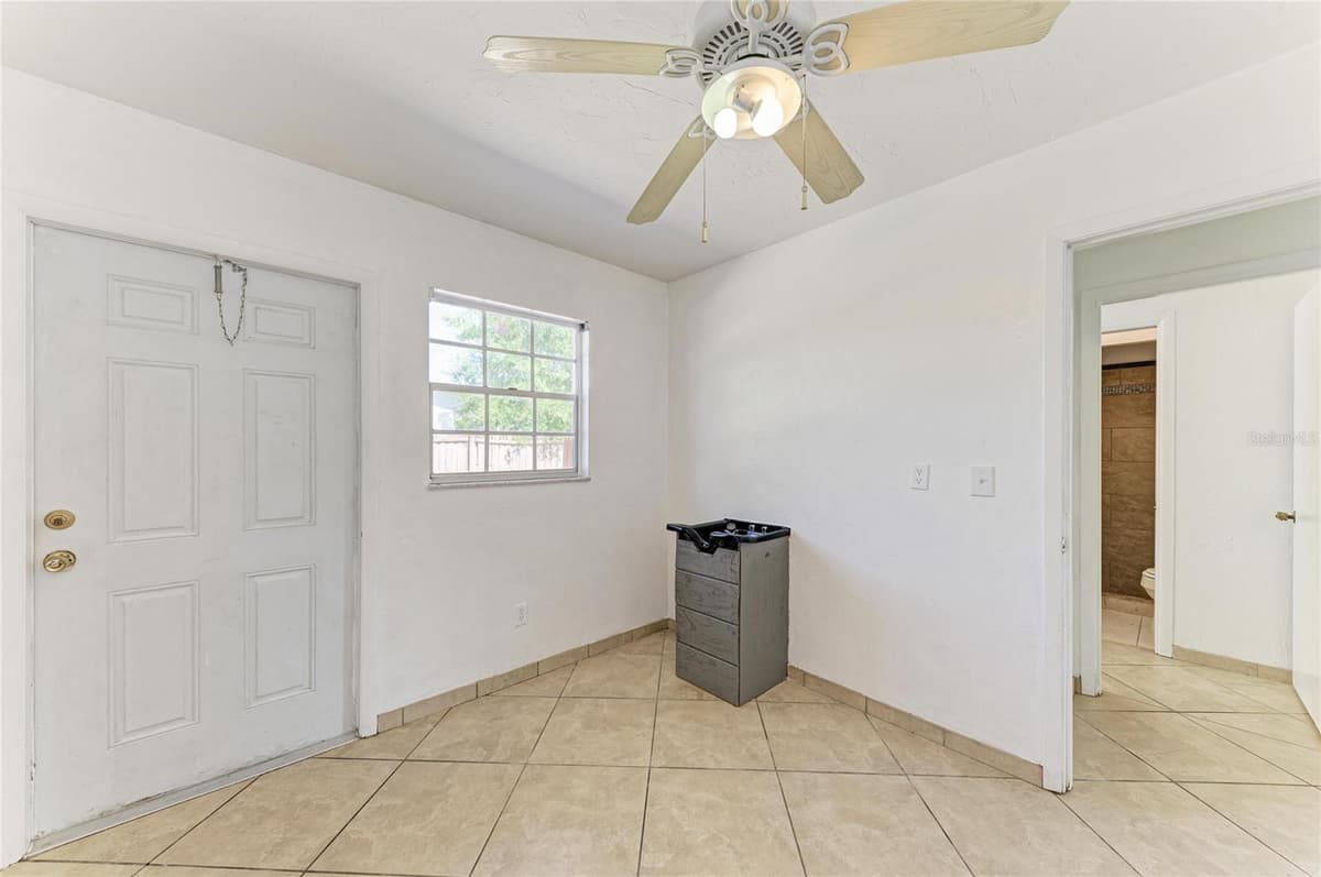 4404 18TH AVENUE — photo 37 of 59