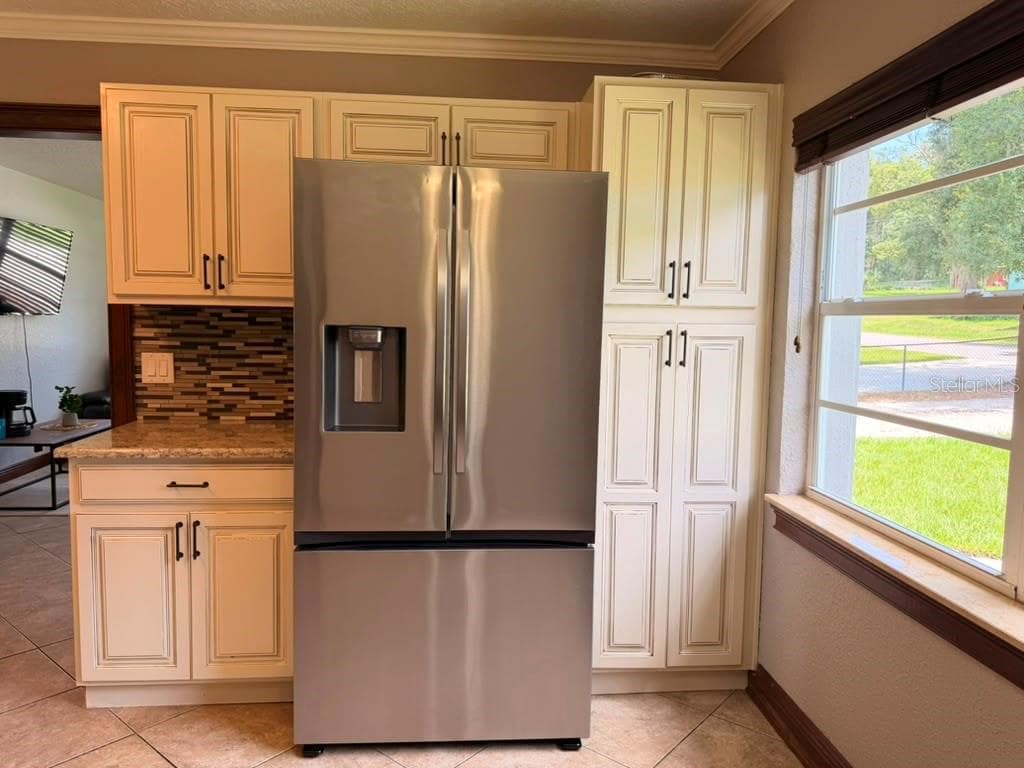 1150 MAGNOLIA DRIVE — photo 9 of 26