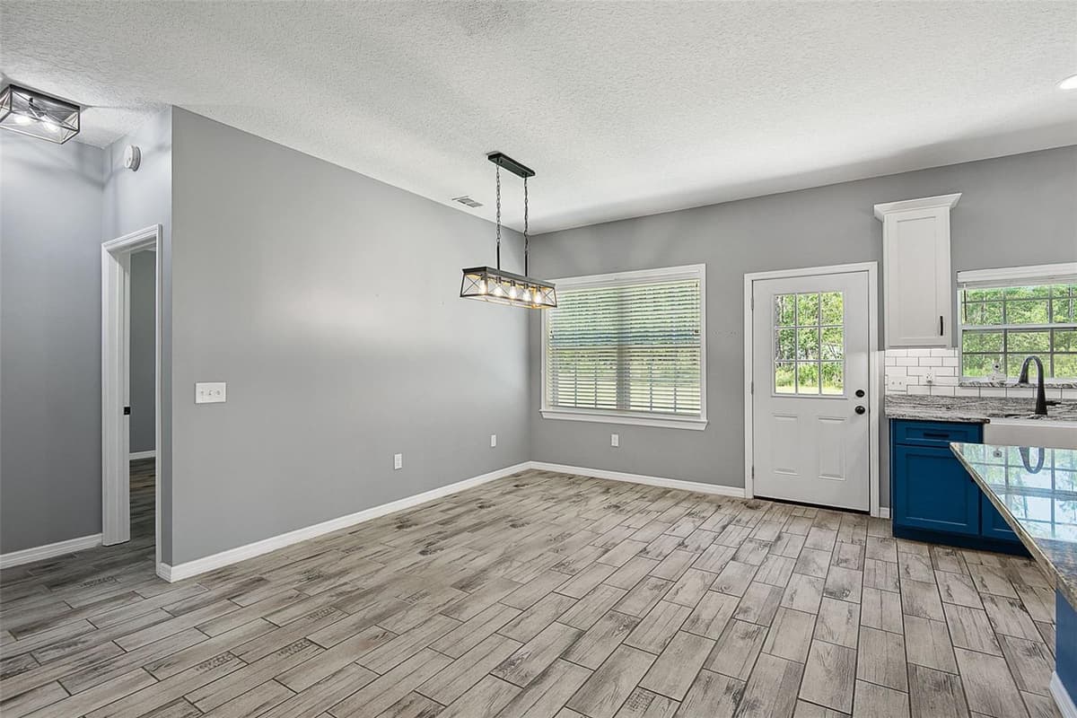 4220 PALATKA BOULEVARD — photo 16 of 48