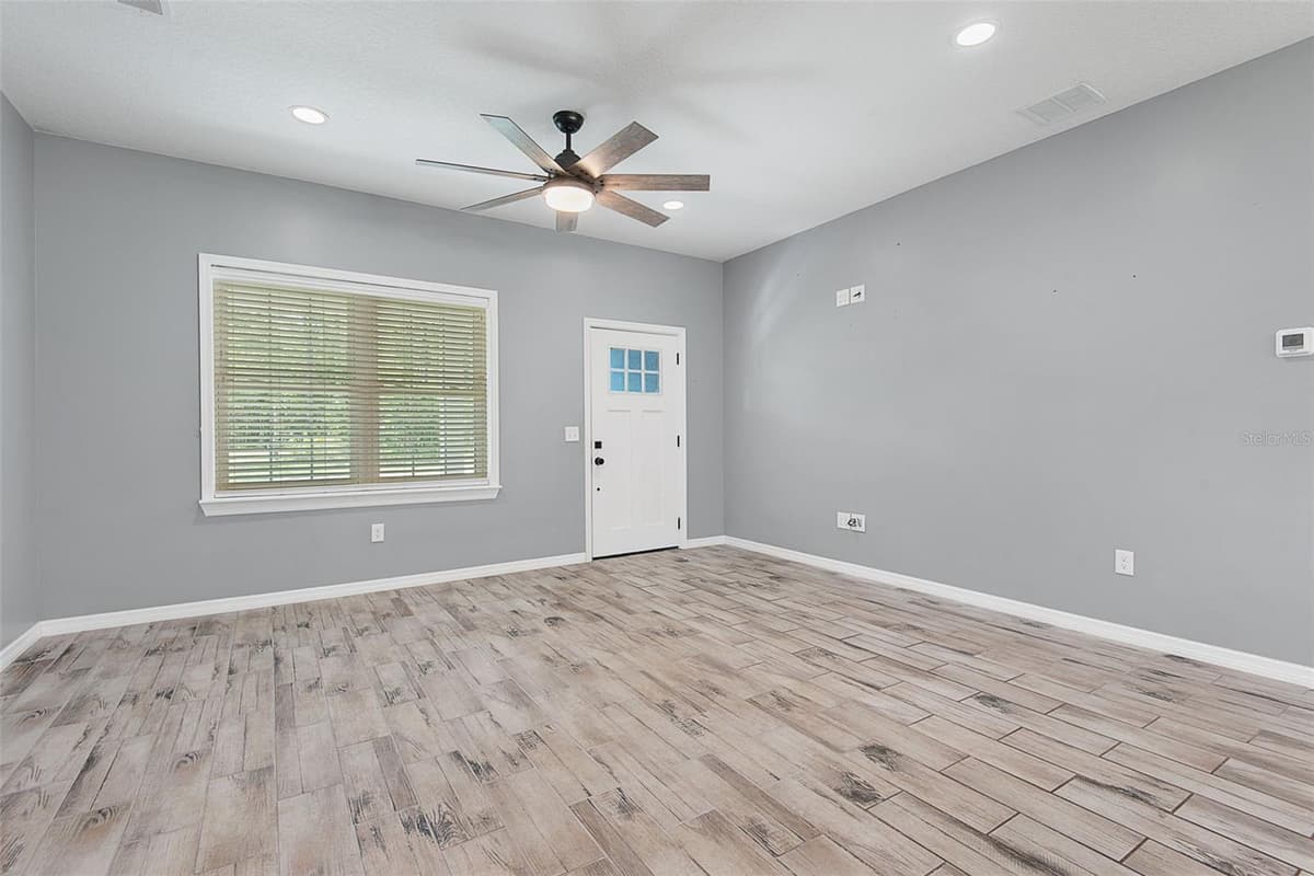 4220 PALATKA BOULEVARD — photo 6 of 48
