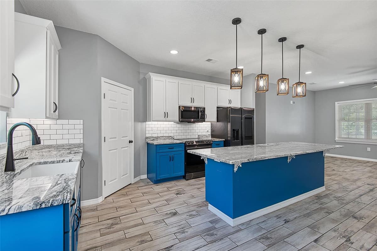 4220 PALATKA BOULEVARD — photo 11 of 48