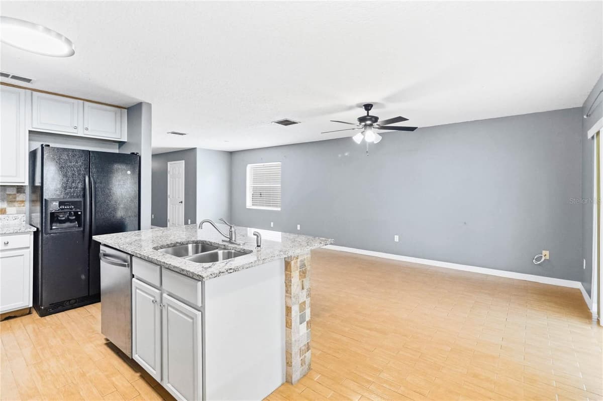2825 CLIFFE COURT — photo 10 of 29