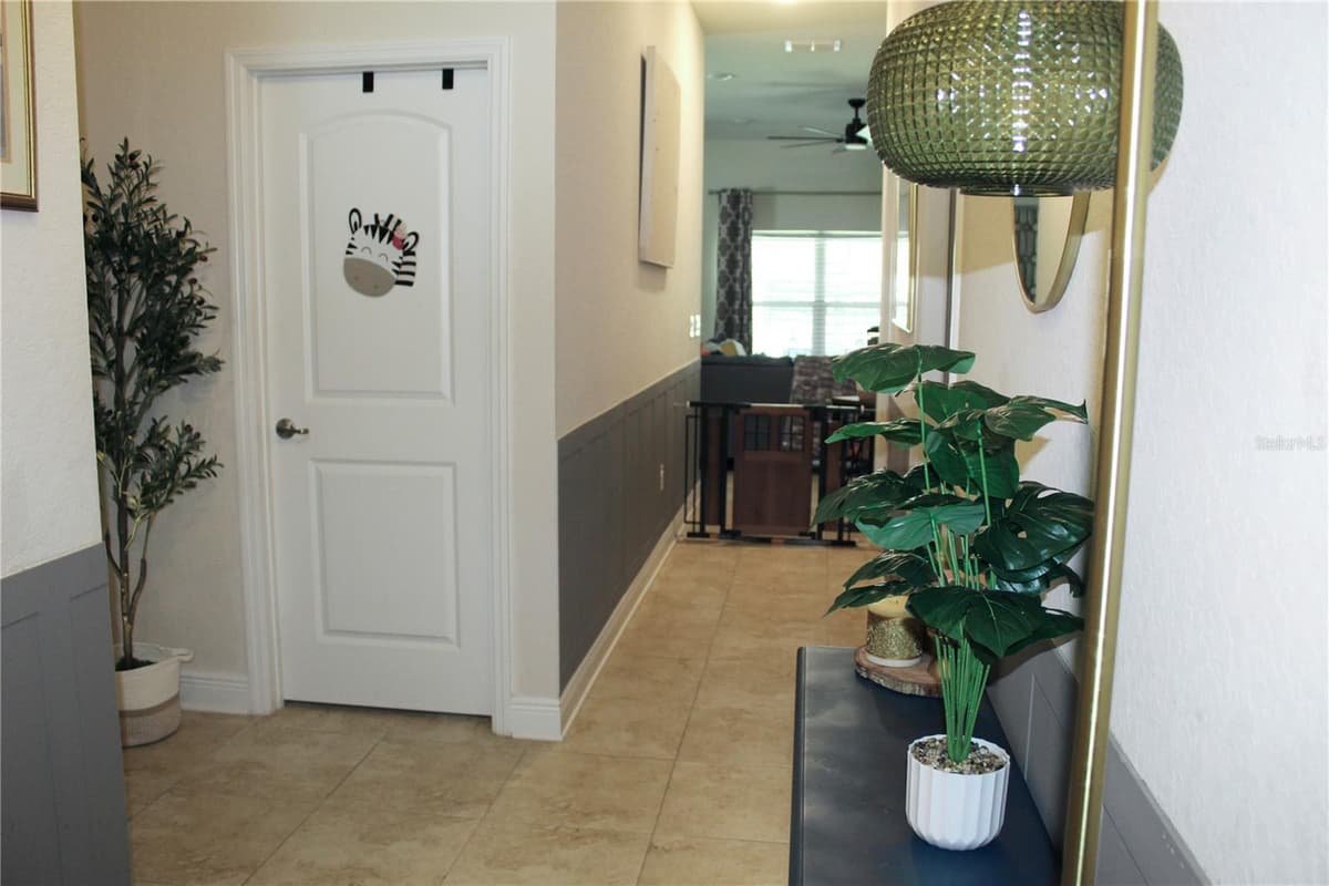 826 LANDMARK HILLS DRIVE — photo 14 of 24