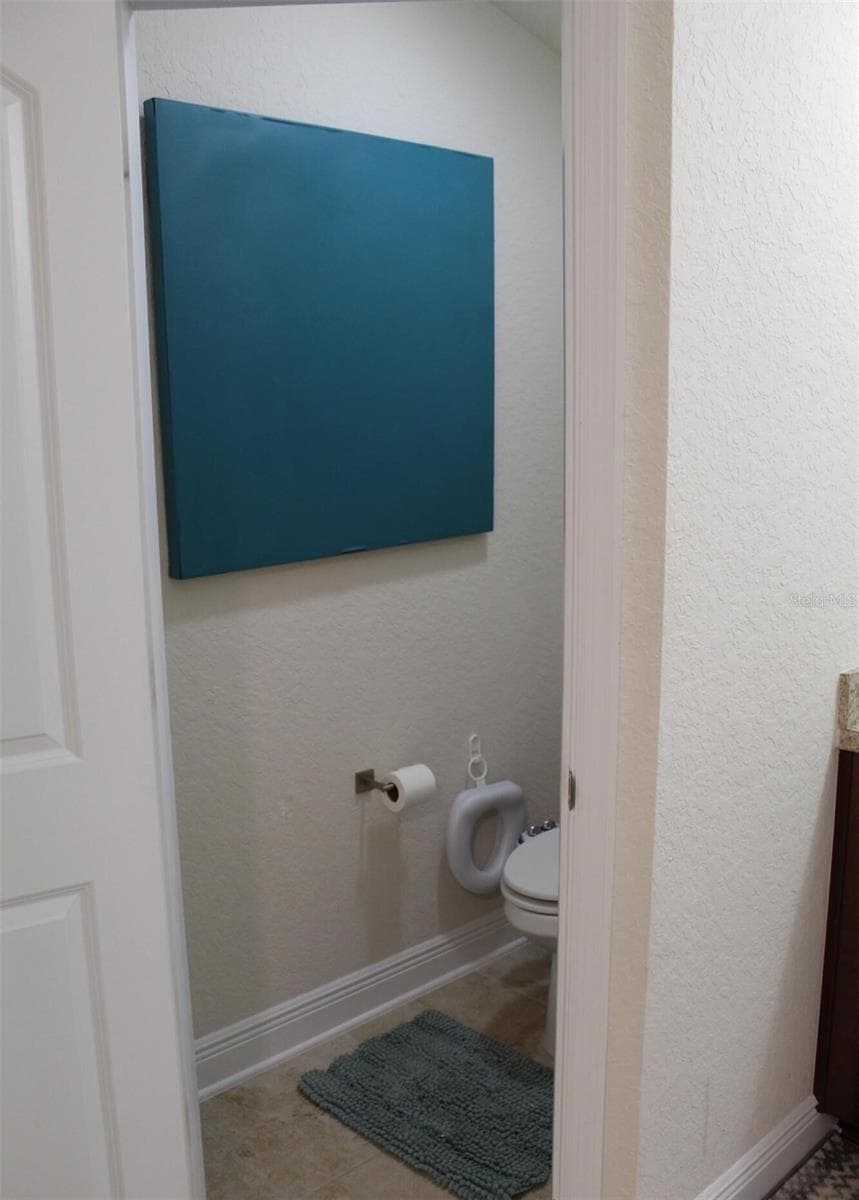826 LANDMARK HILLS DRIVE — photo 11 of 24