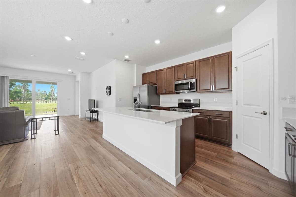 2286 CERULEAN DRIVE — photo 10 of 46