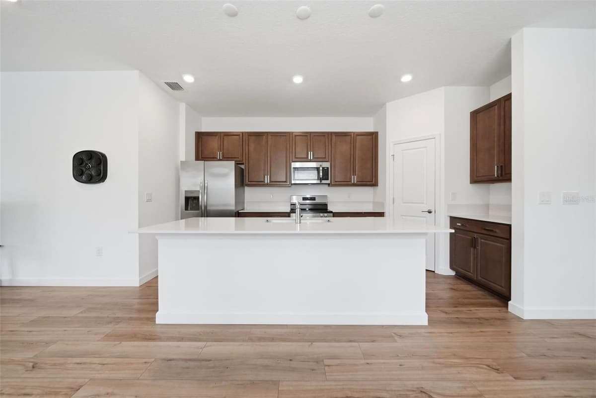 2286 CERULEAN DRIVE — photo 11 of 46