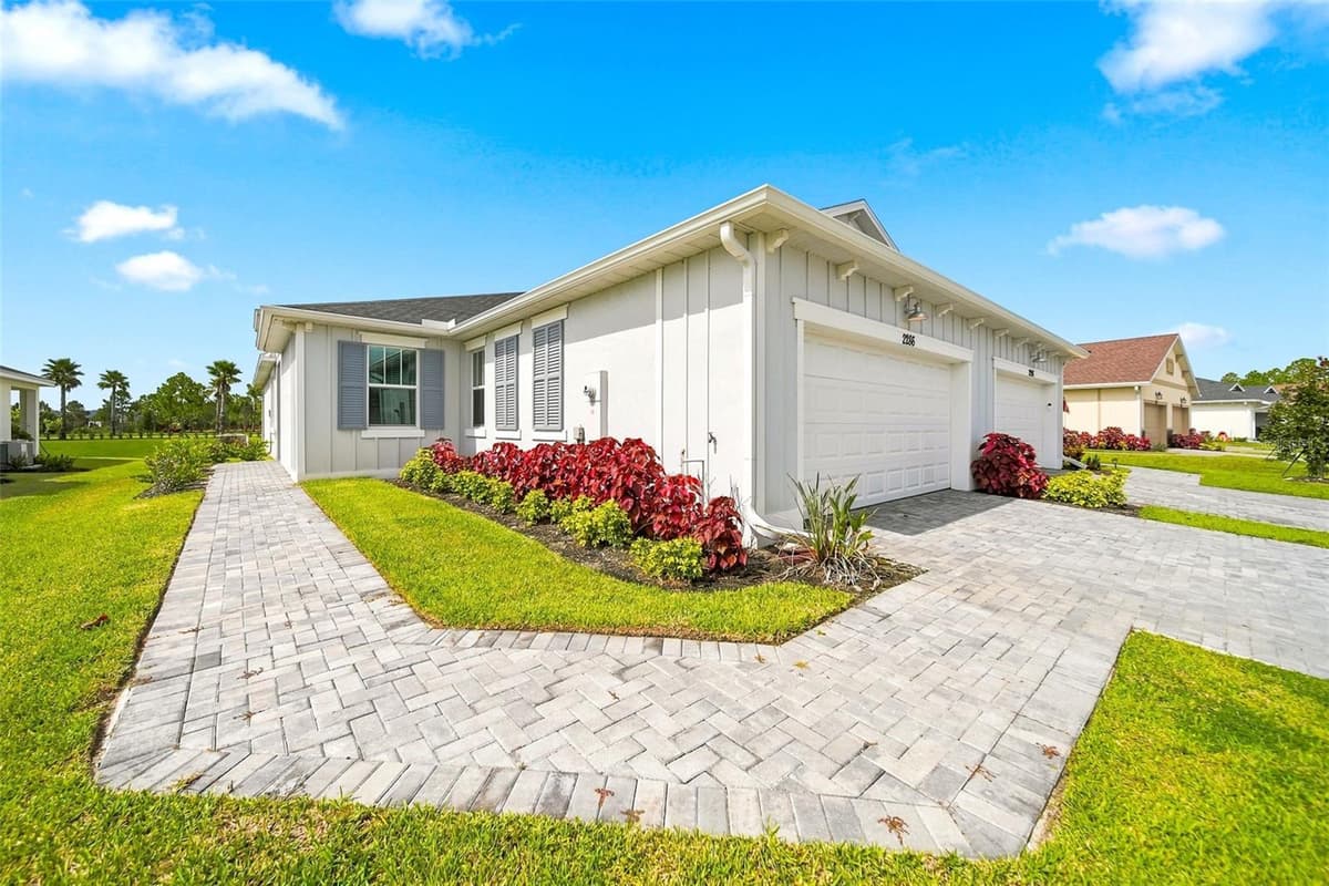 2286 CERULEAN DRIVE — photo 3 of 46