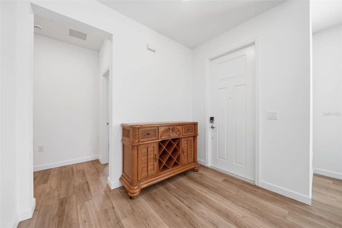 2286 CERULEAN DRIVE — photo 7 of 46