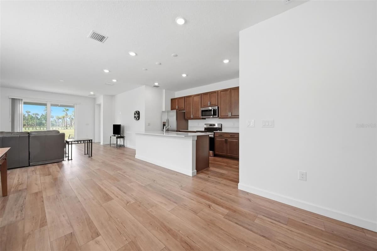 2286 CERULEAN DRIVE — photo 8 of 46