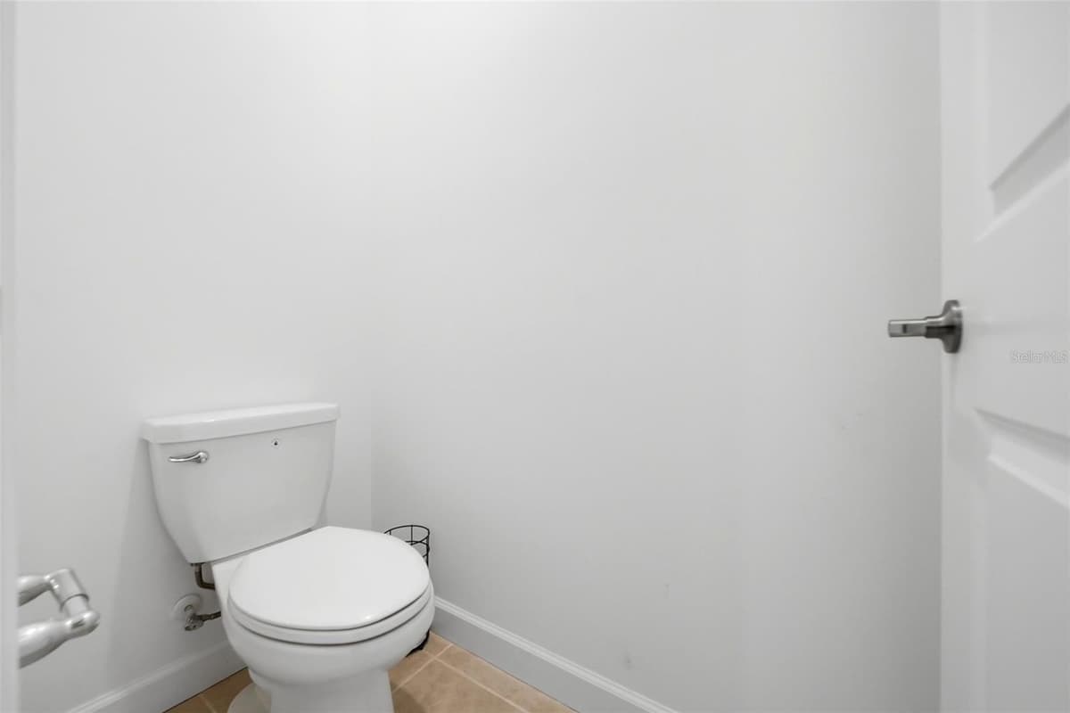 2286 CERULEAN DRIVE — photo 23 of 46
