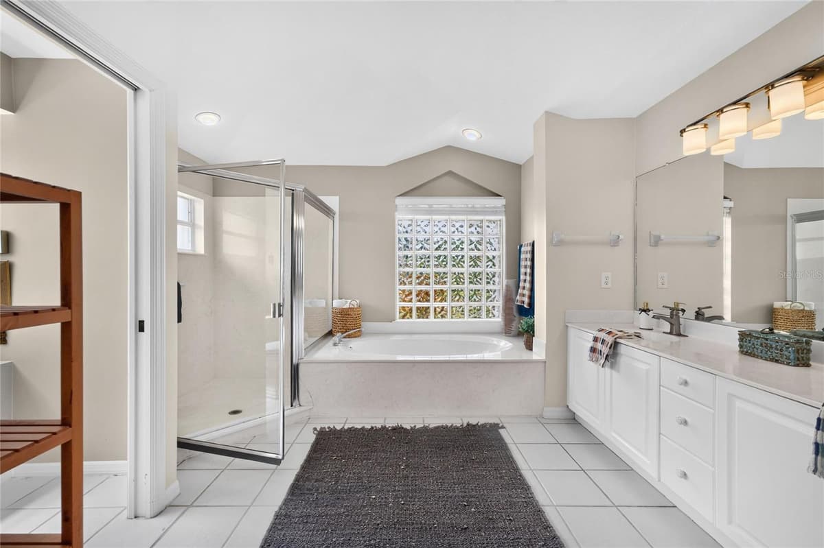 6011 KEY LARGO CIRCLE — photo 36 of 65
