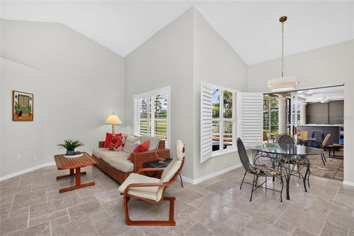 6011 KEY LARGO CIRCLE — photo 23 of 65