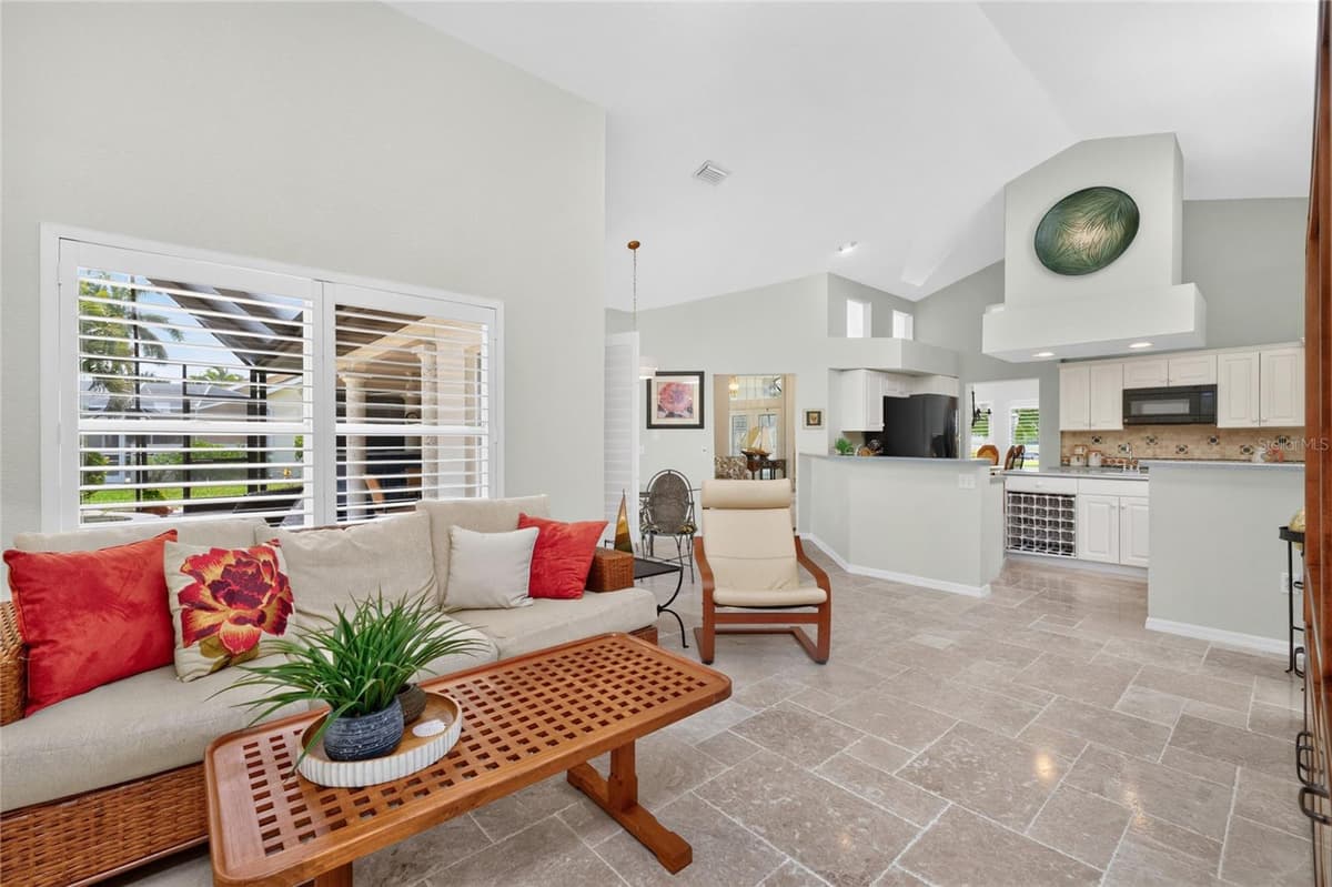 6011 KEY LARGO CIRCLE — photo 16 of 65