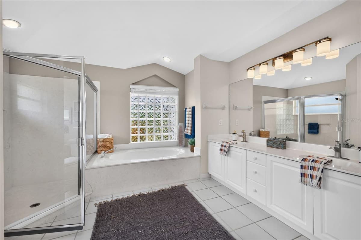 6011 KEY LARGO CIRCLE — photo 38 of 65