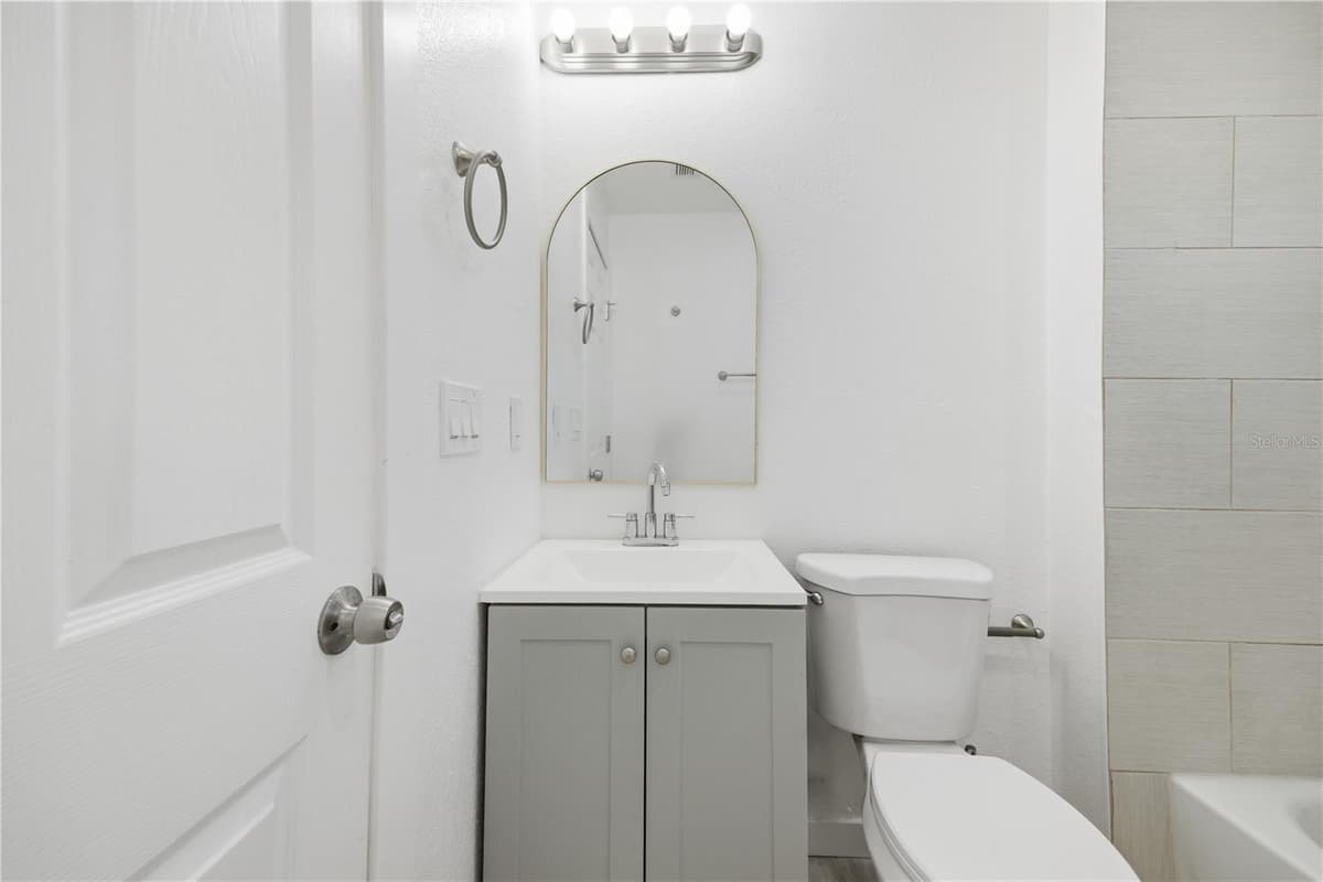 5920 DENVER STREET — photo 26 of 40