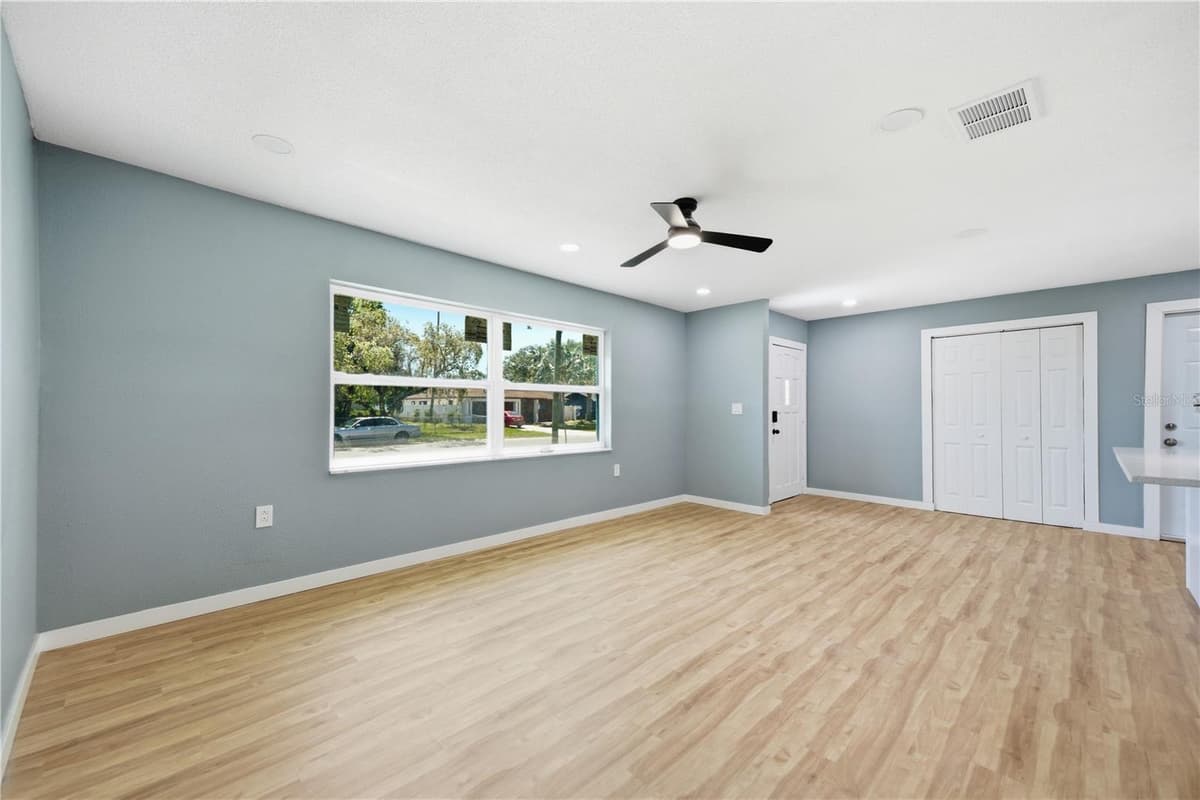 5920 DENVER STREET — photo 23 of 40