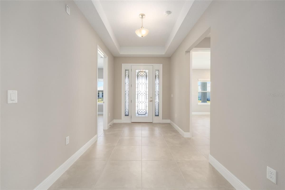 10261 82ND PLACE ROAD — photo 8 of 39