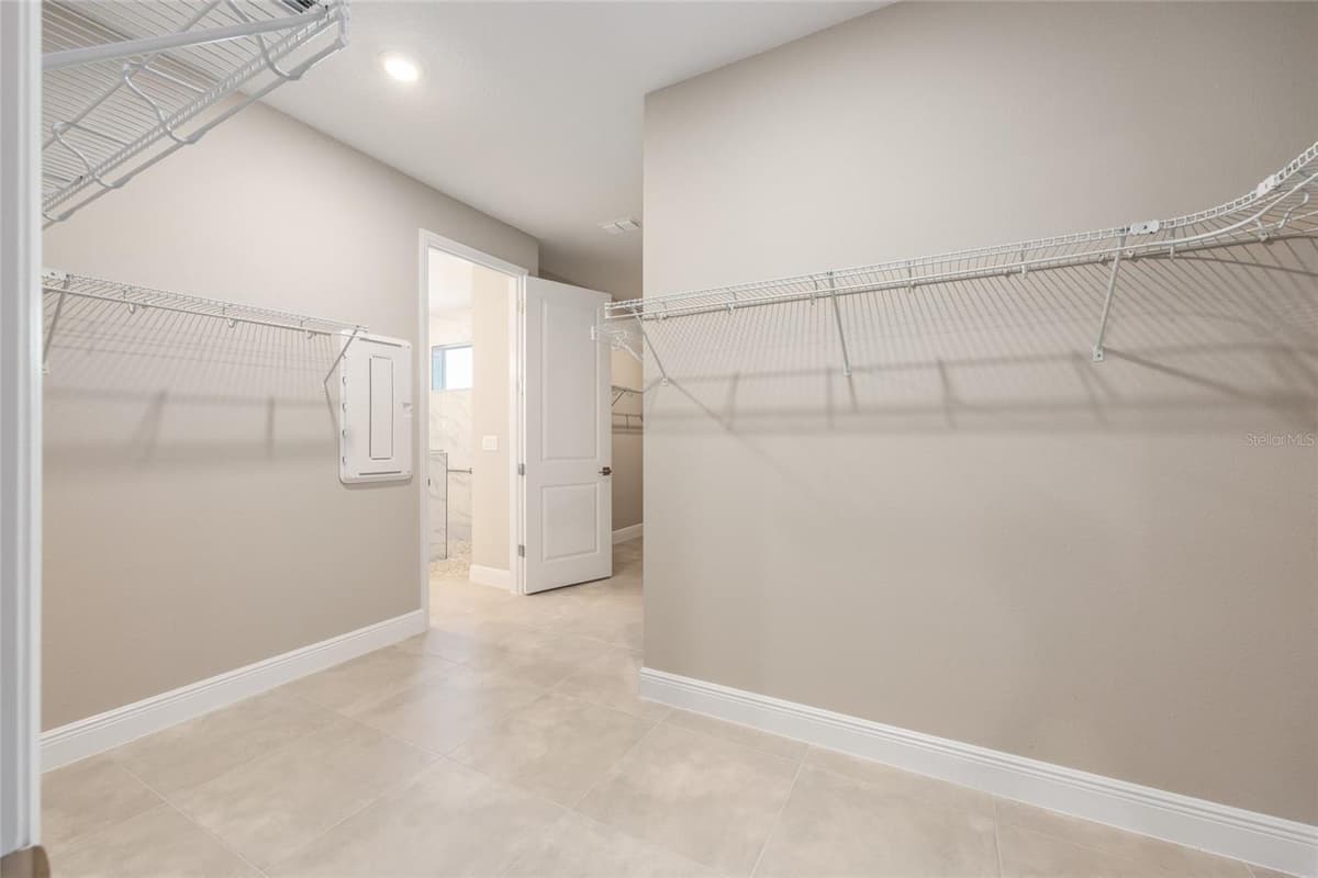 10261 82ND PLACE ROAD — photo 31 of 39