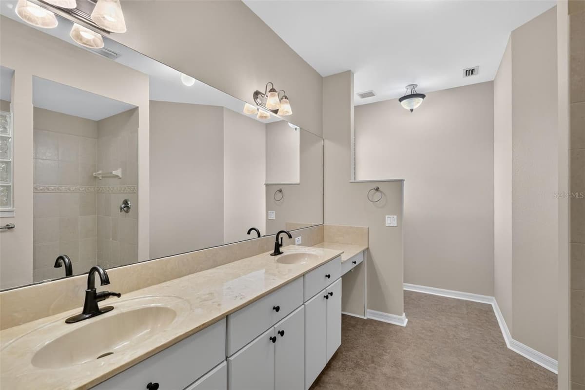 5809 BOUNTY CIRCLE — photo 19 of 45