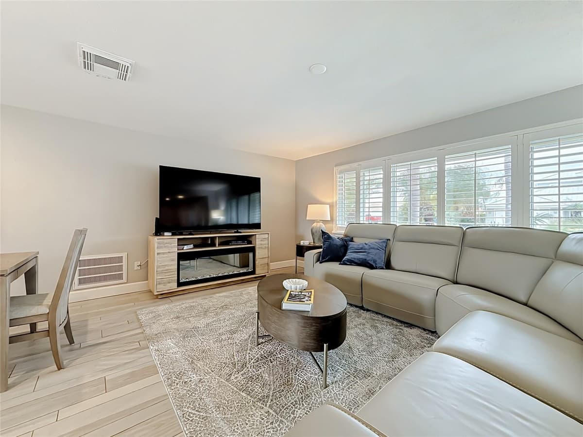6351 3RD PALM POINT — photo 4 of 93