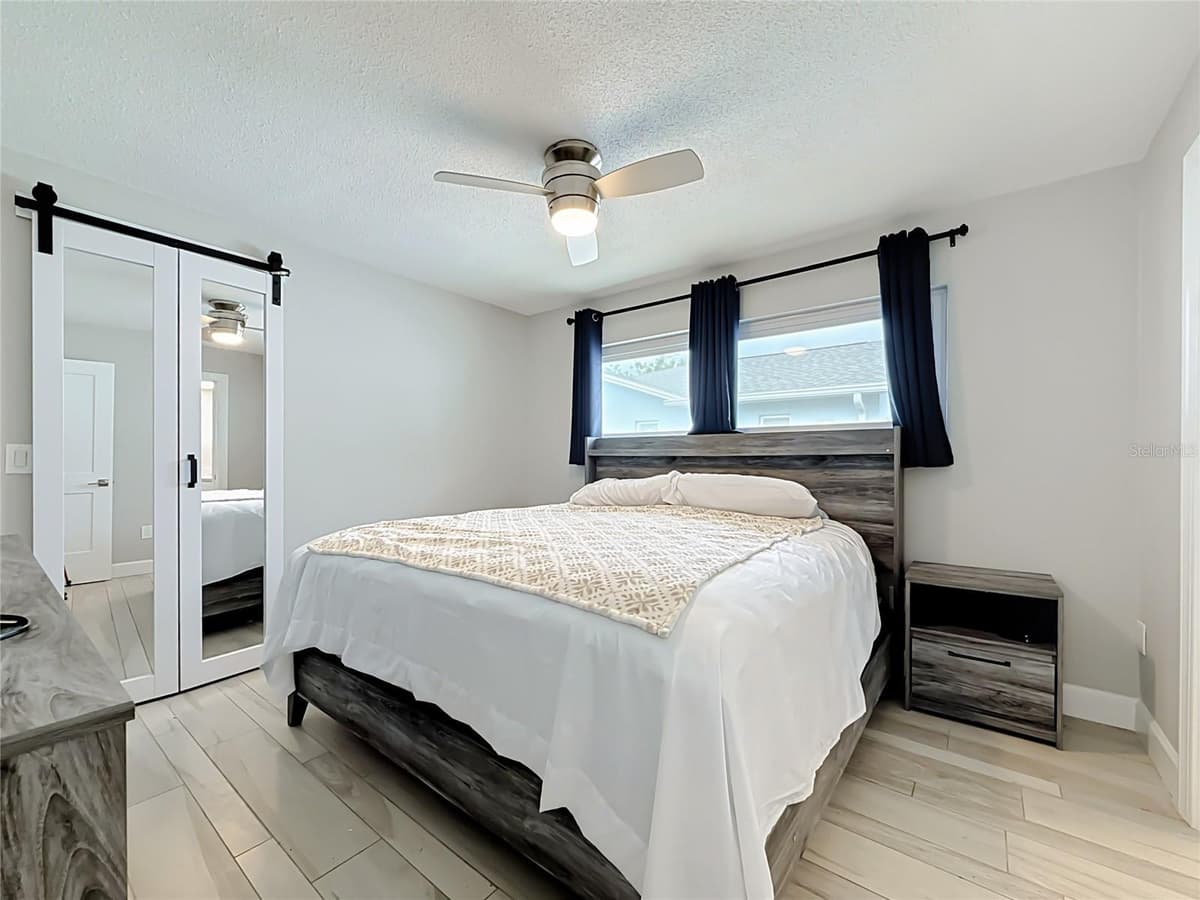 6351 3RD PALM POINT — photo 33 of 93