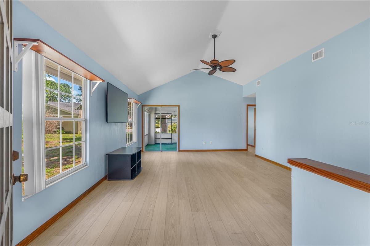 104 SHOAL CREEK CIRCLE — photo 8 of 41