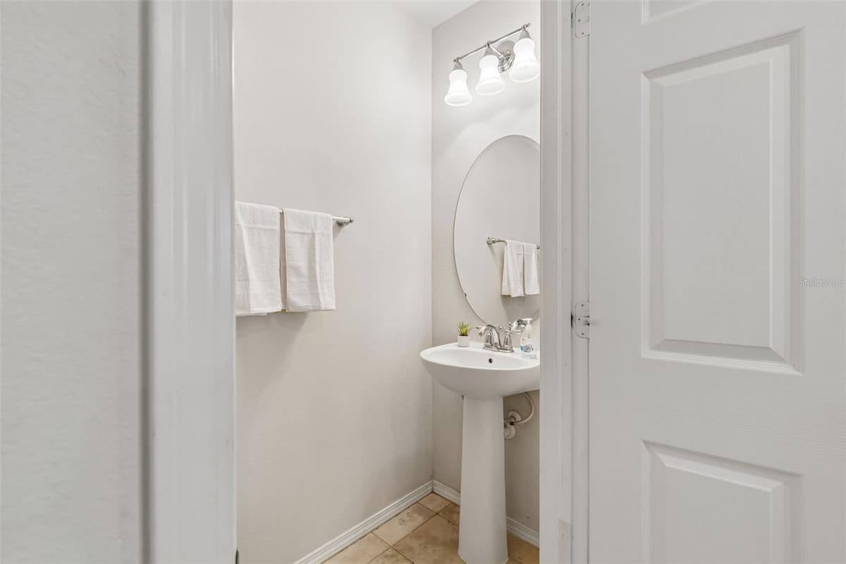 4741 CHATTERTON WAY — photo 13 of 45