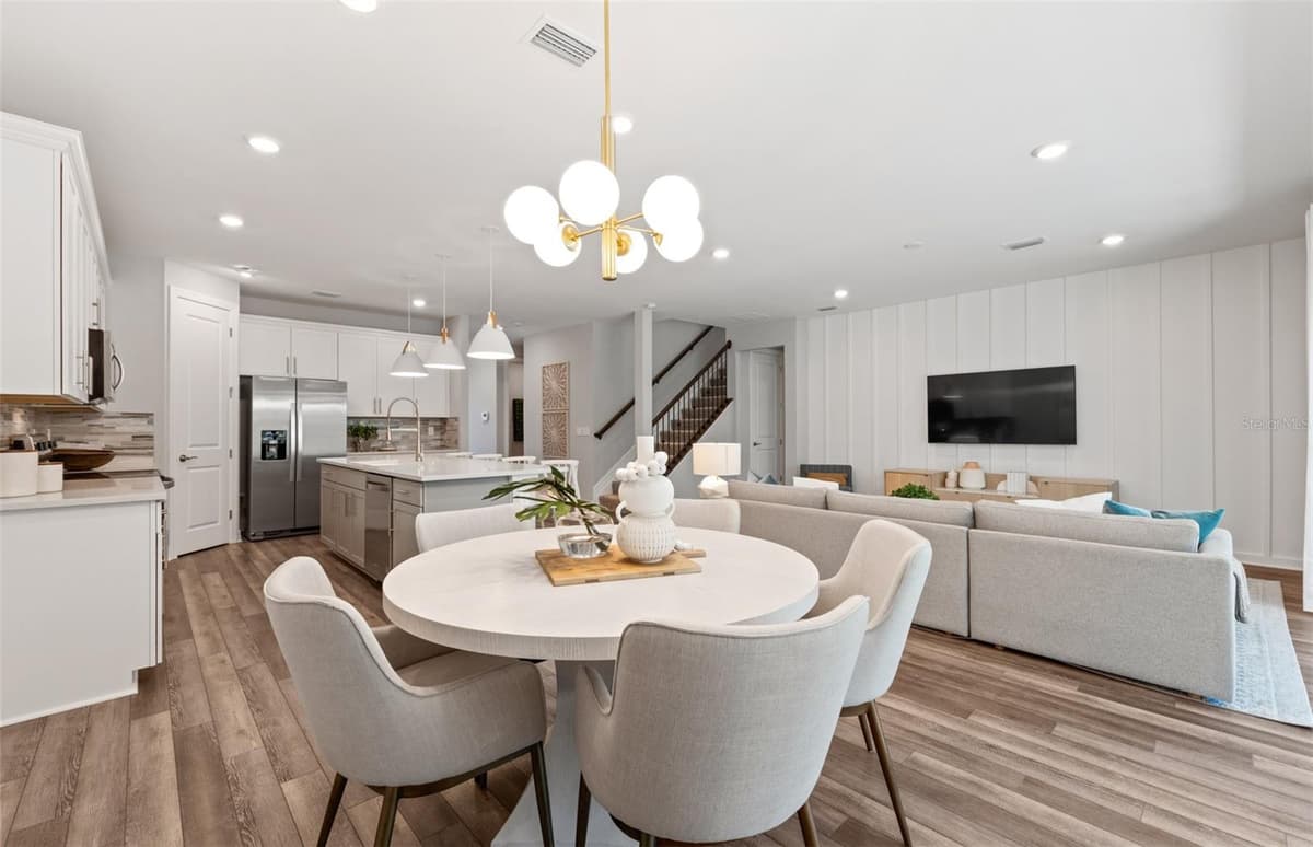 7465 SUMMER COURT — photo 10 of 24