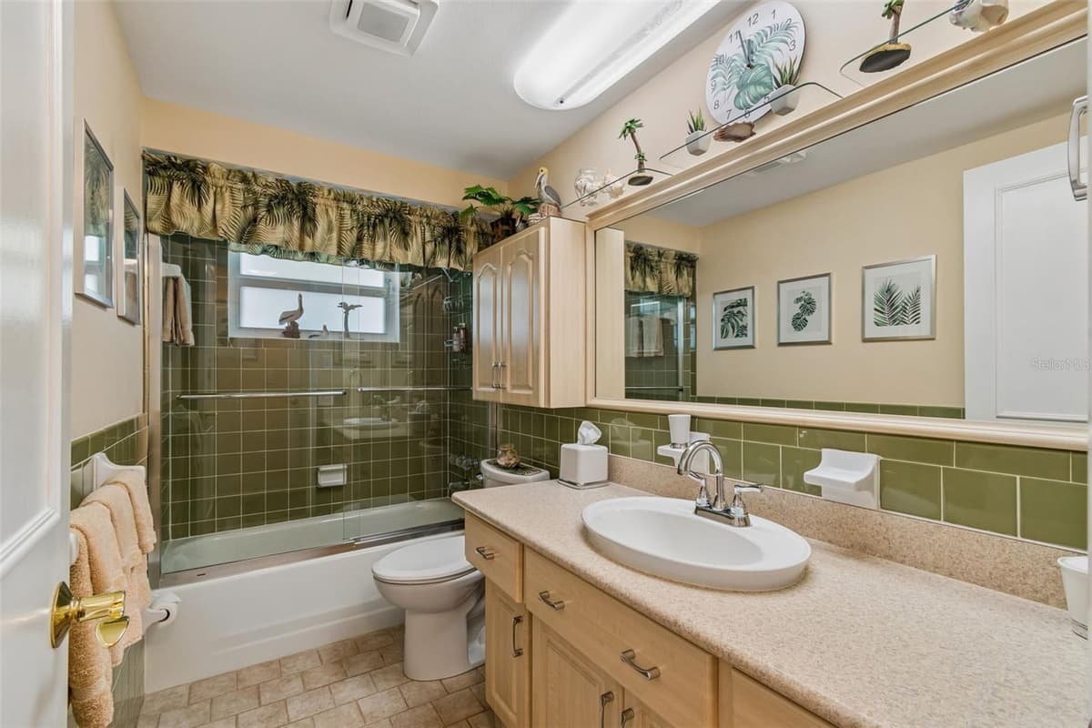 5843 APPLETREE ROAD — photo 38 of 84
