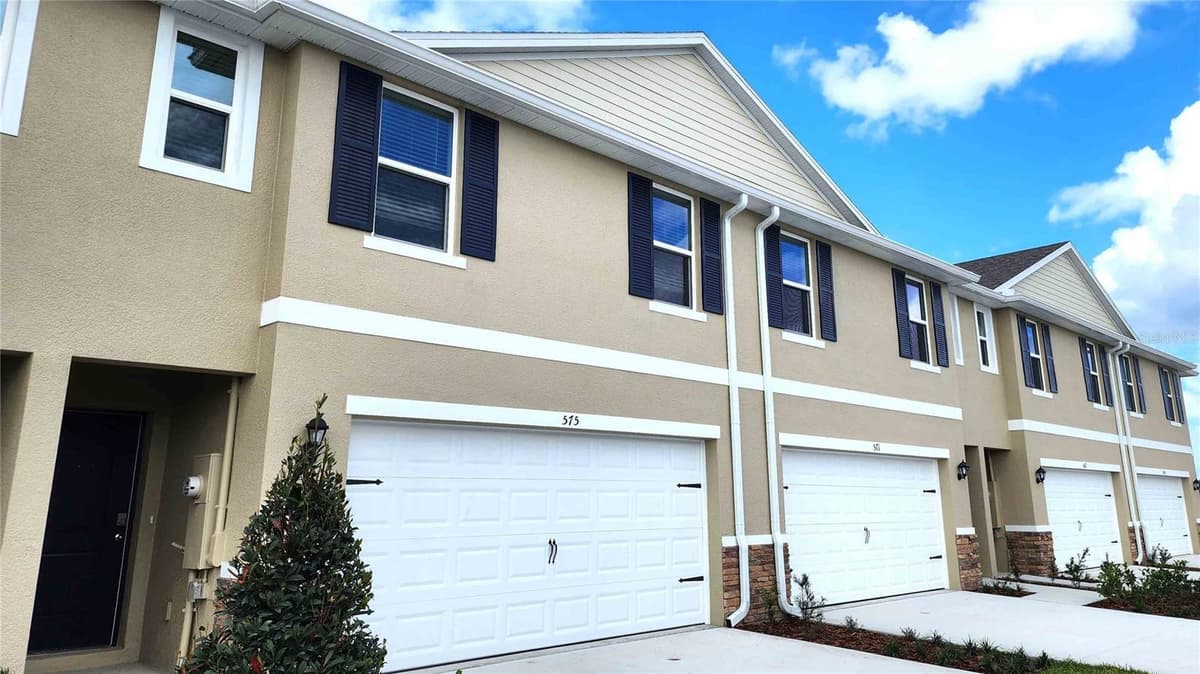 546 REMICK STREET — photo 1 of 25