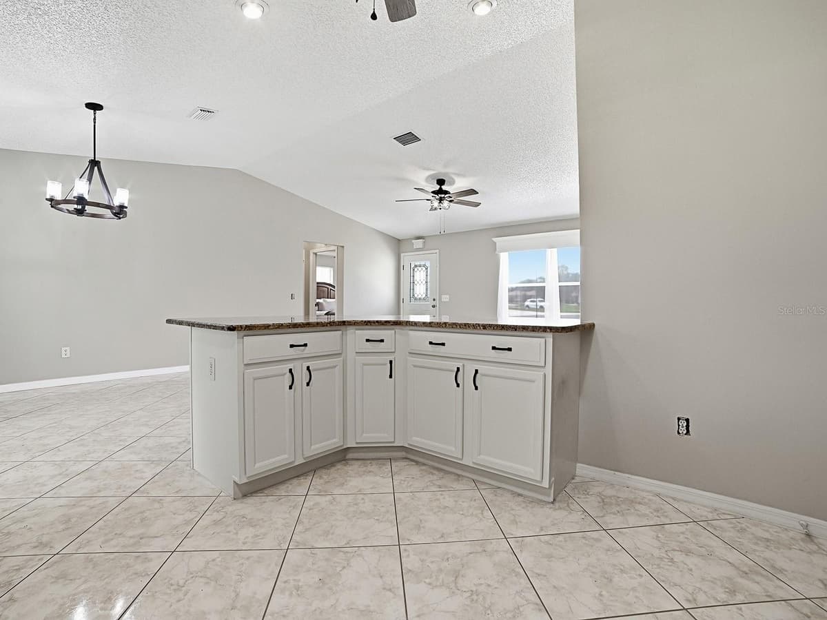 1611 ALHAMBRA WAY — photo 10 of 33