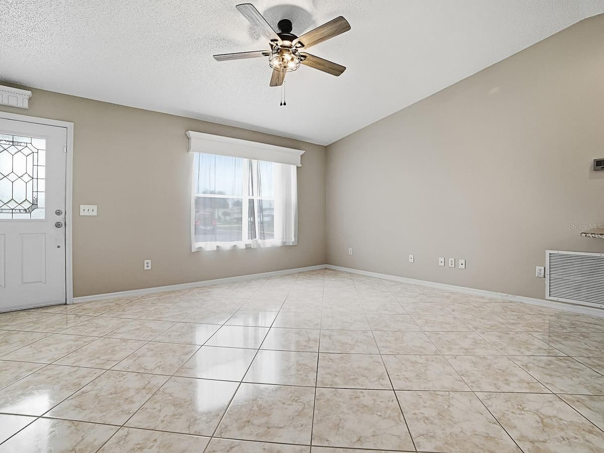 1611 ALHAMBRA WAY — photo 4 of 33