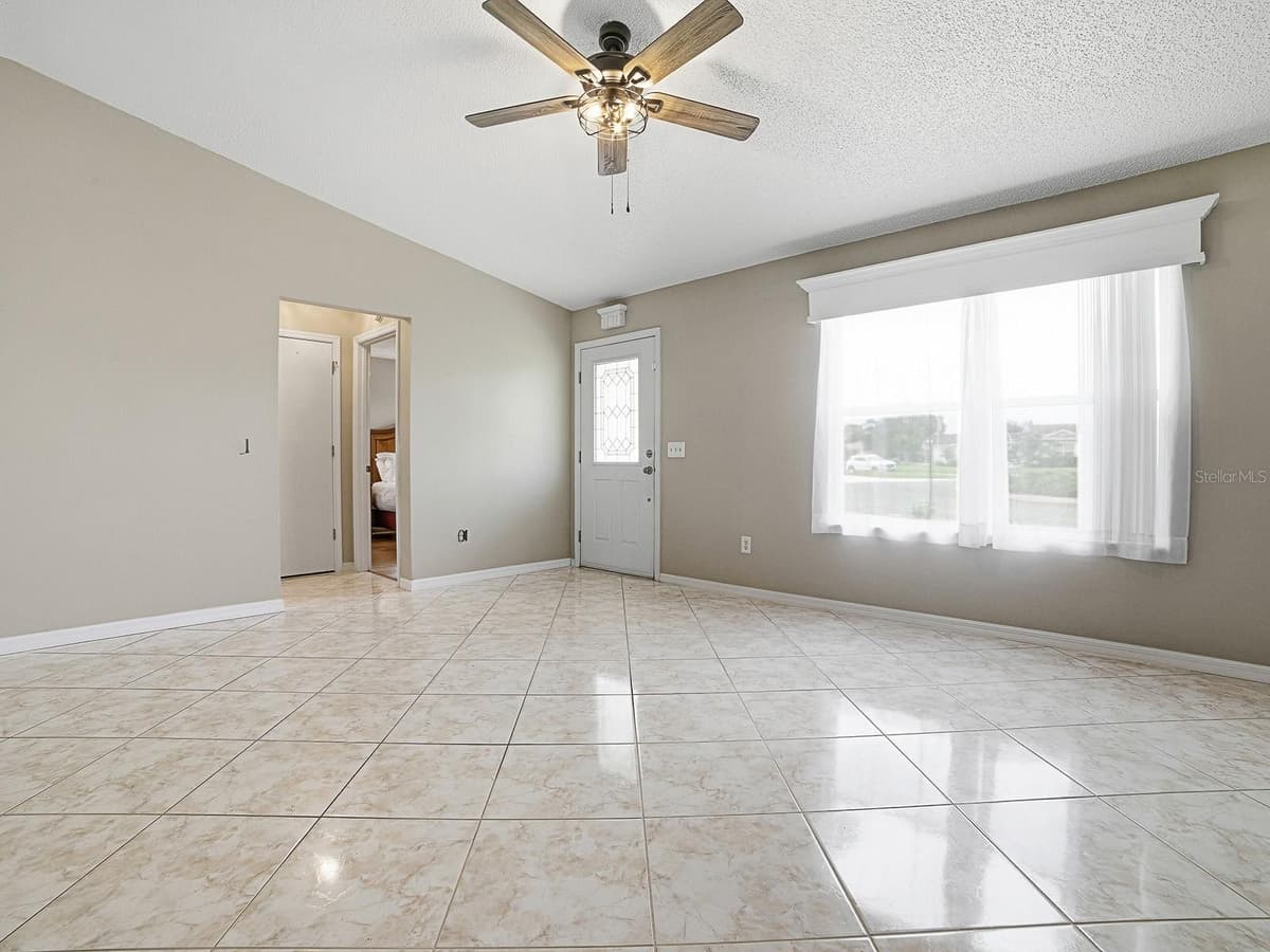 1611 ALHAMBRA WAY — photo 5 of 33