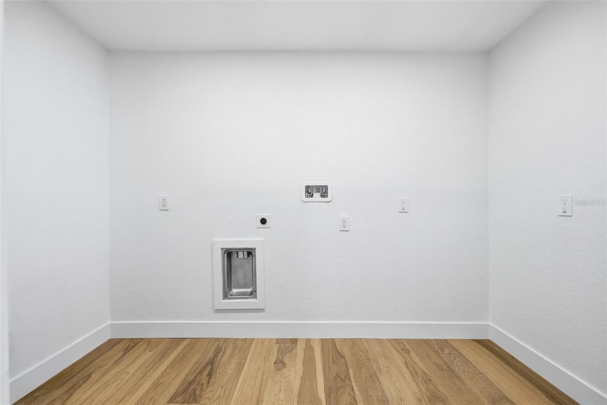 2823 MORRISON AVENUE — photo 30 of 42