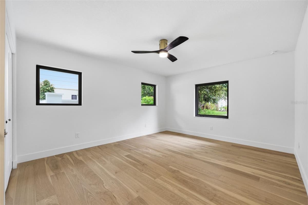 2823 MORRISON AVENUE — photo 28 of 42
