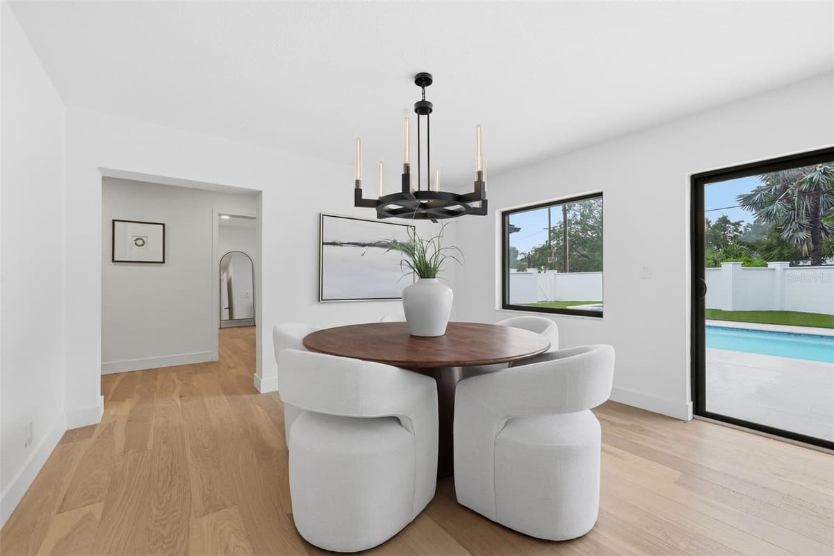 2823 MORRISON AVENUE — photo 16 of 42