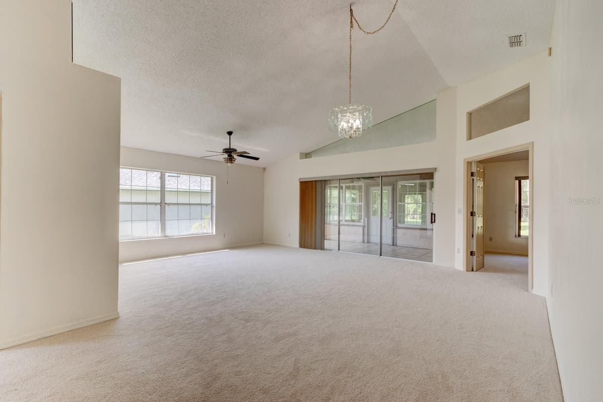317 GLENBRIAR CIRCLE — photo 8 of 32