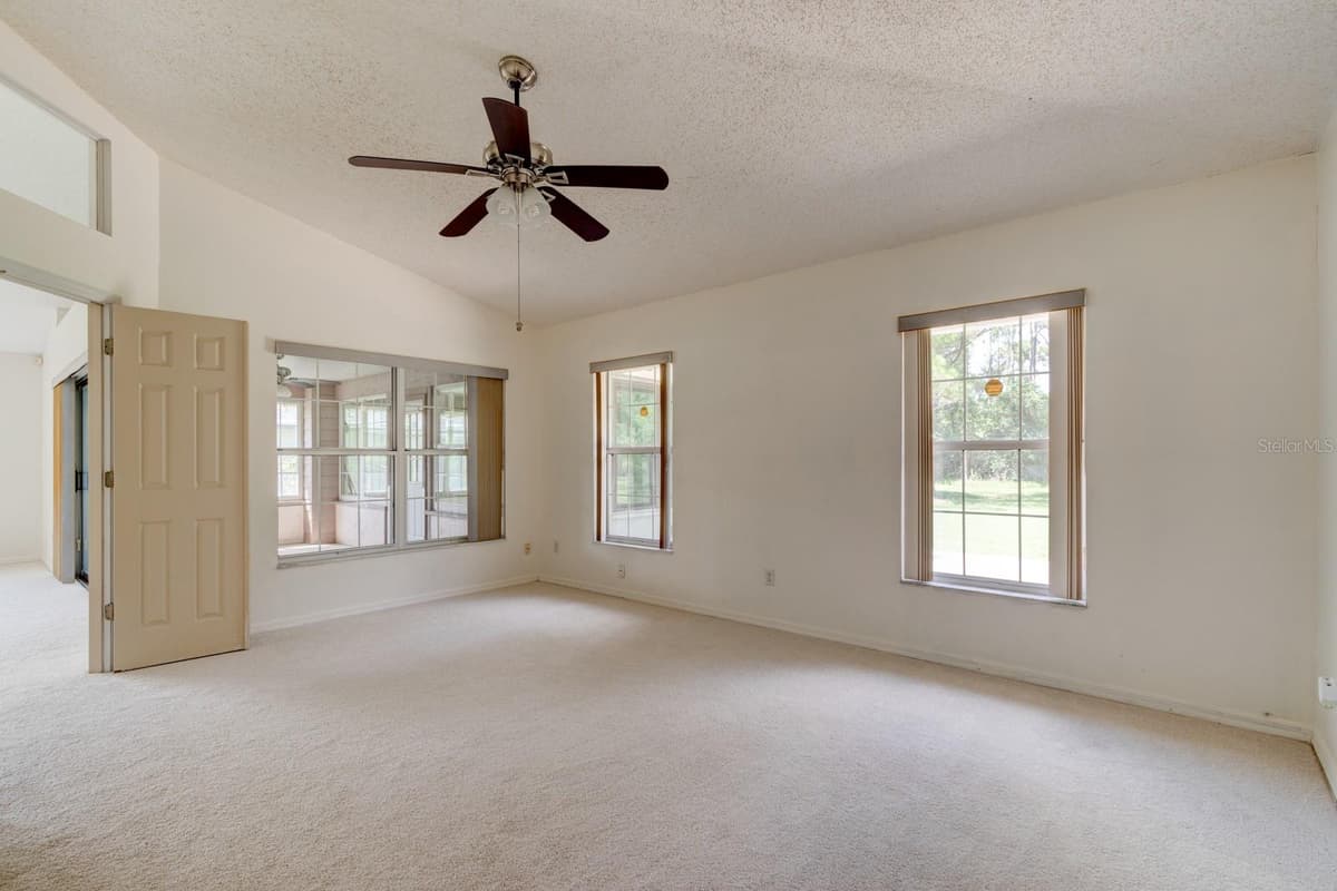317 GLENBRIAR CIRCLE — photo 27 of 32